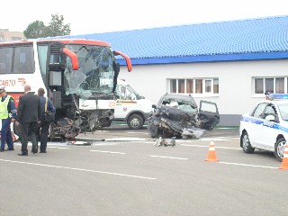 На территории выставки проводилась конференция по безопасности дорожного движения.